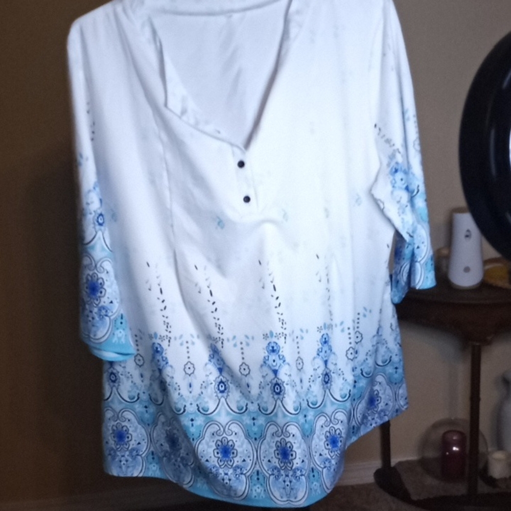 Elegant White and Blue Women's Top